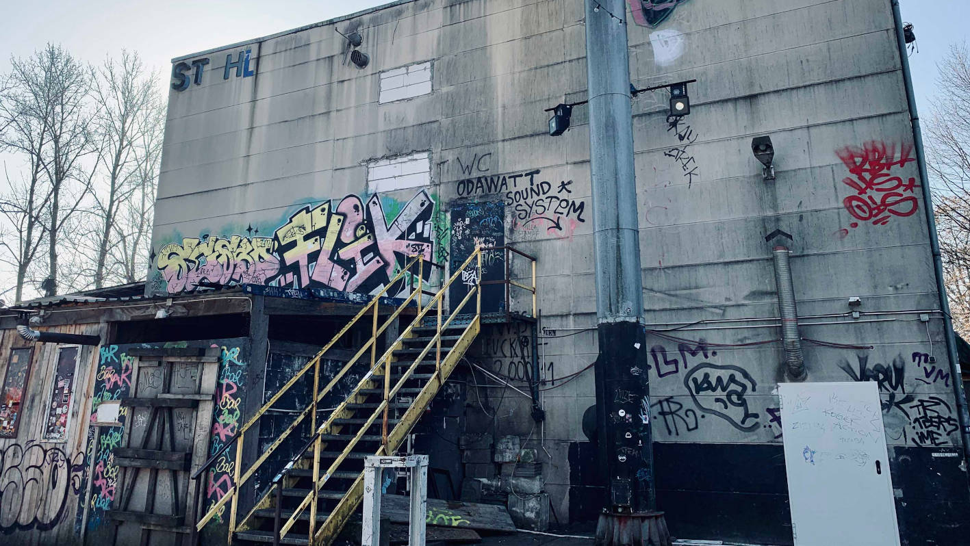 Griessmuehle industrial club by the canal